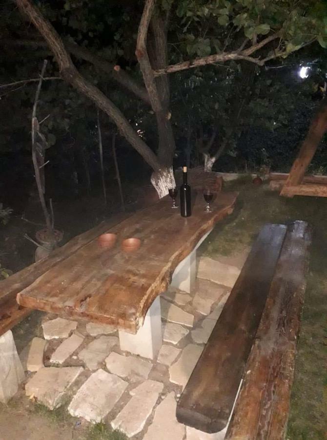 Guest House Ucha Mtsʼkhetʼa Zewnętrze zdjęcie